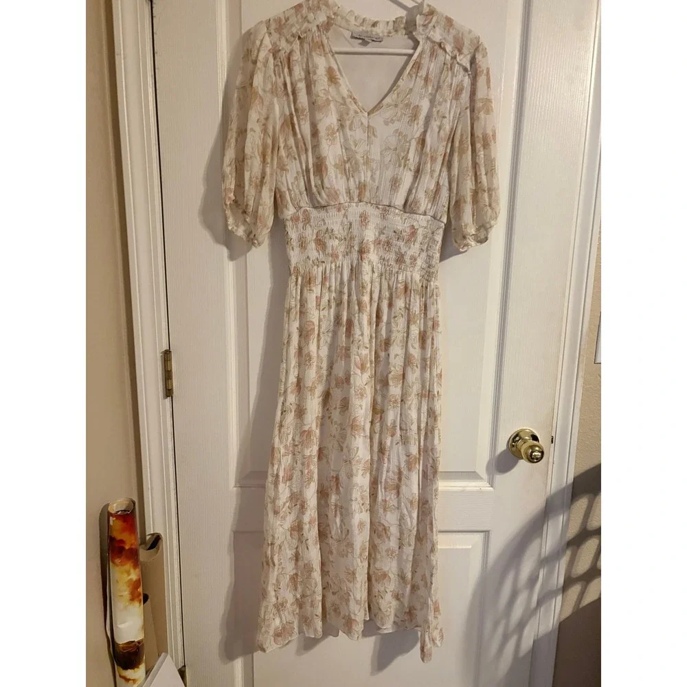 Keren Hart Floral Midi Dress Womens Medium Cream Pink‎ Smocked Waist Puff Sleeve